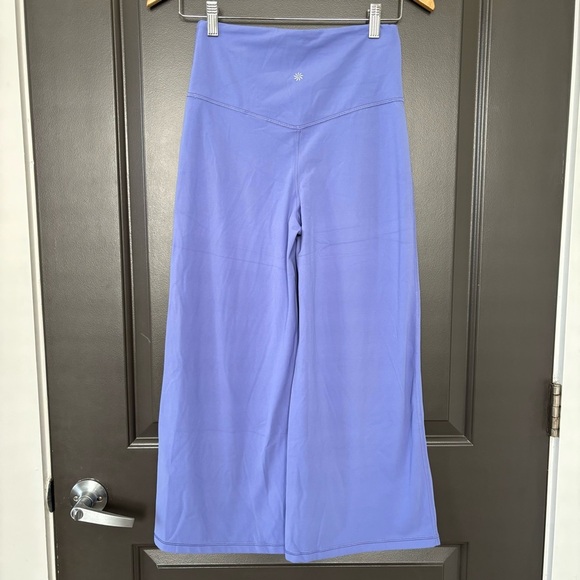 Athleta Elation Wide Crop Pant in Purple Lavendar Size Small Petite - Picture 7 of 8
